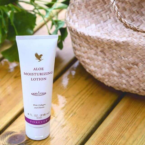 آلوئه مویسچرایزینگ لوشن (لوسیون مرطوب کننده فوراور) | Aloe Moisturizing Lotion